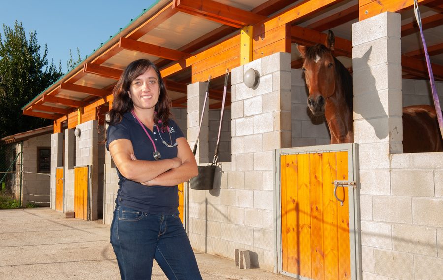 «En mis instalaciones, únicas en la región, el caballo lo siento mío»